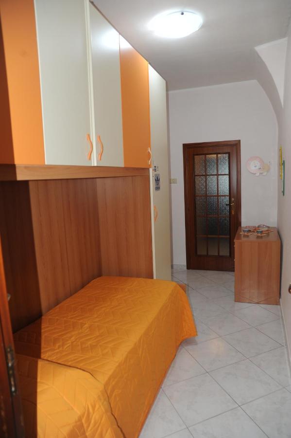 Casa Vacanze Il Nespolo Aeroporto di Catania Fontana Rossa Esterno foto