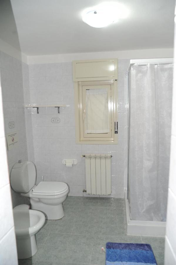 Casa Vacanze Il Nespolo Aeroporto di Catania Fontana Rossa Esterno foto