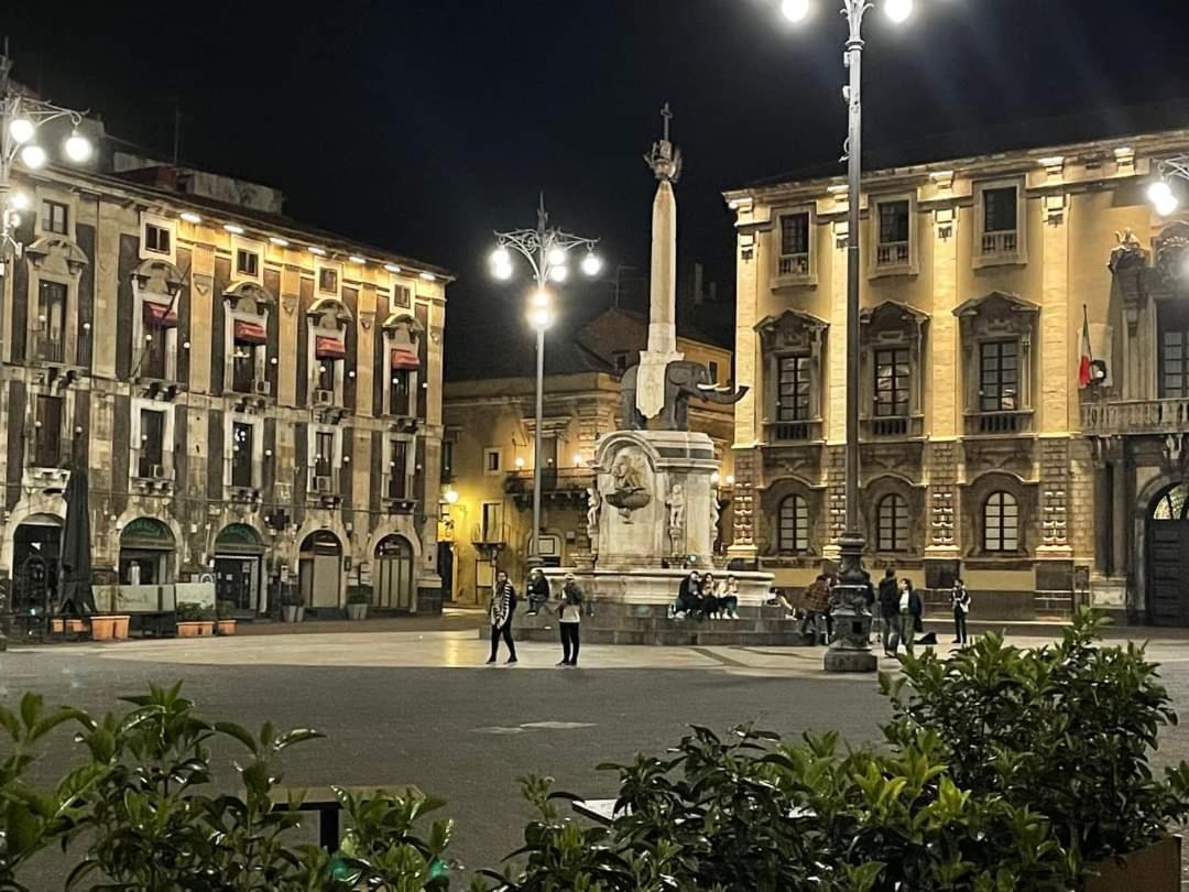 Casa Vacanze Il Nespolo Aeroporto di Catania Fontana Rossa Esterno foto